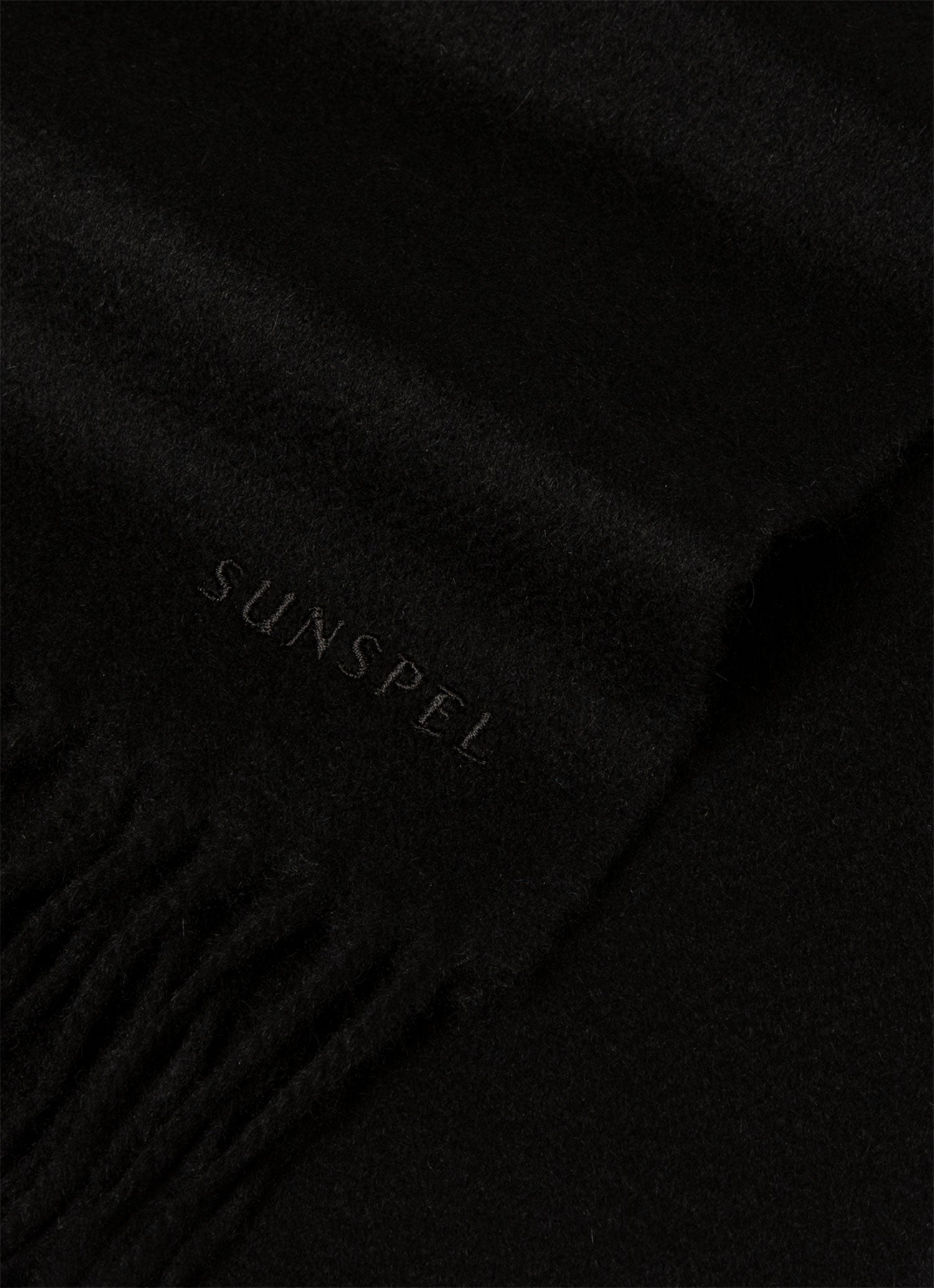 Men's Cashmere Scarf in Black