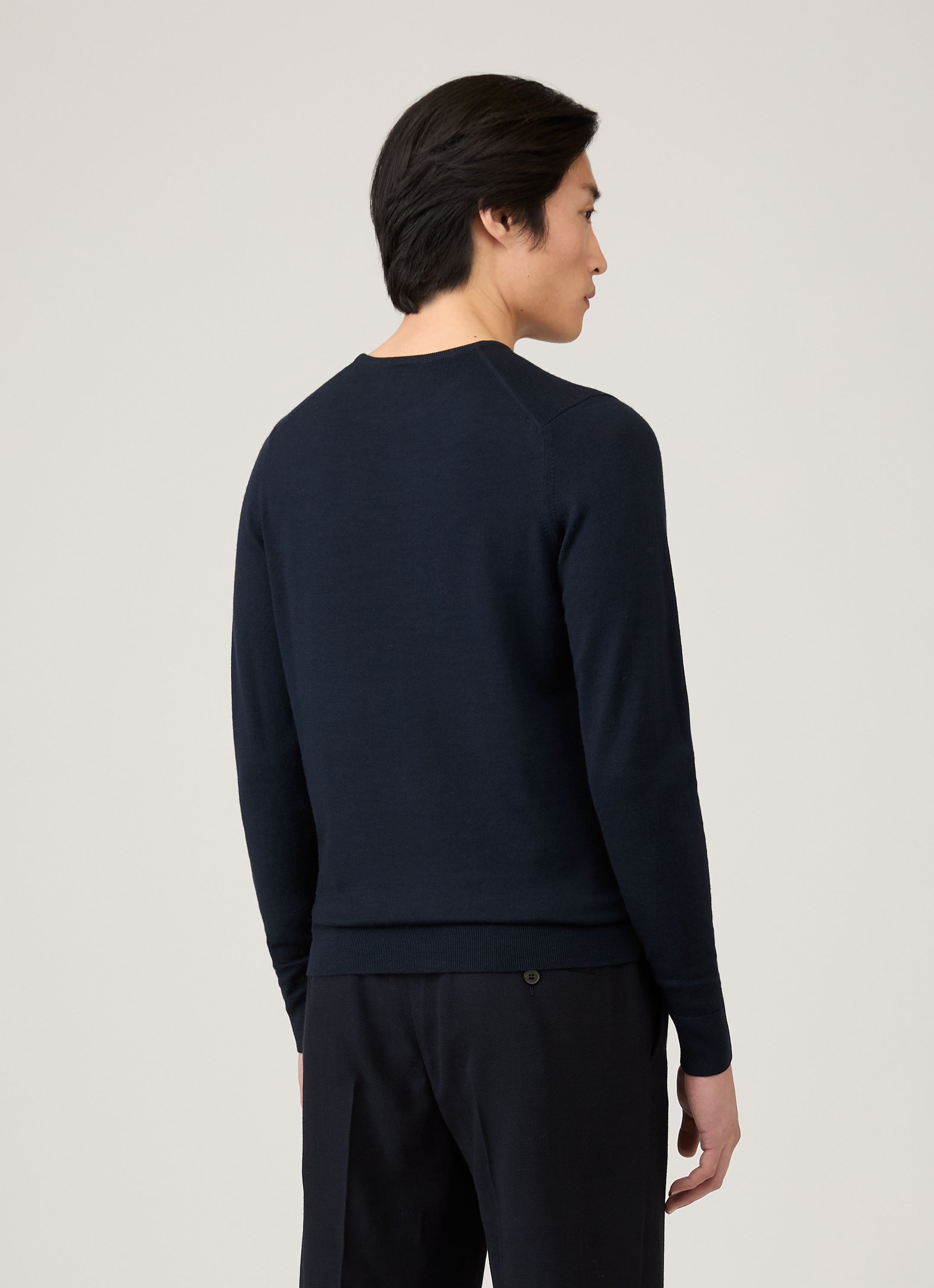 Men's Extra-Fine Merino Jumper in Navy