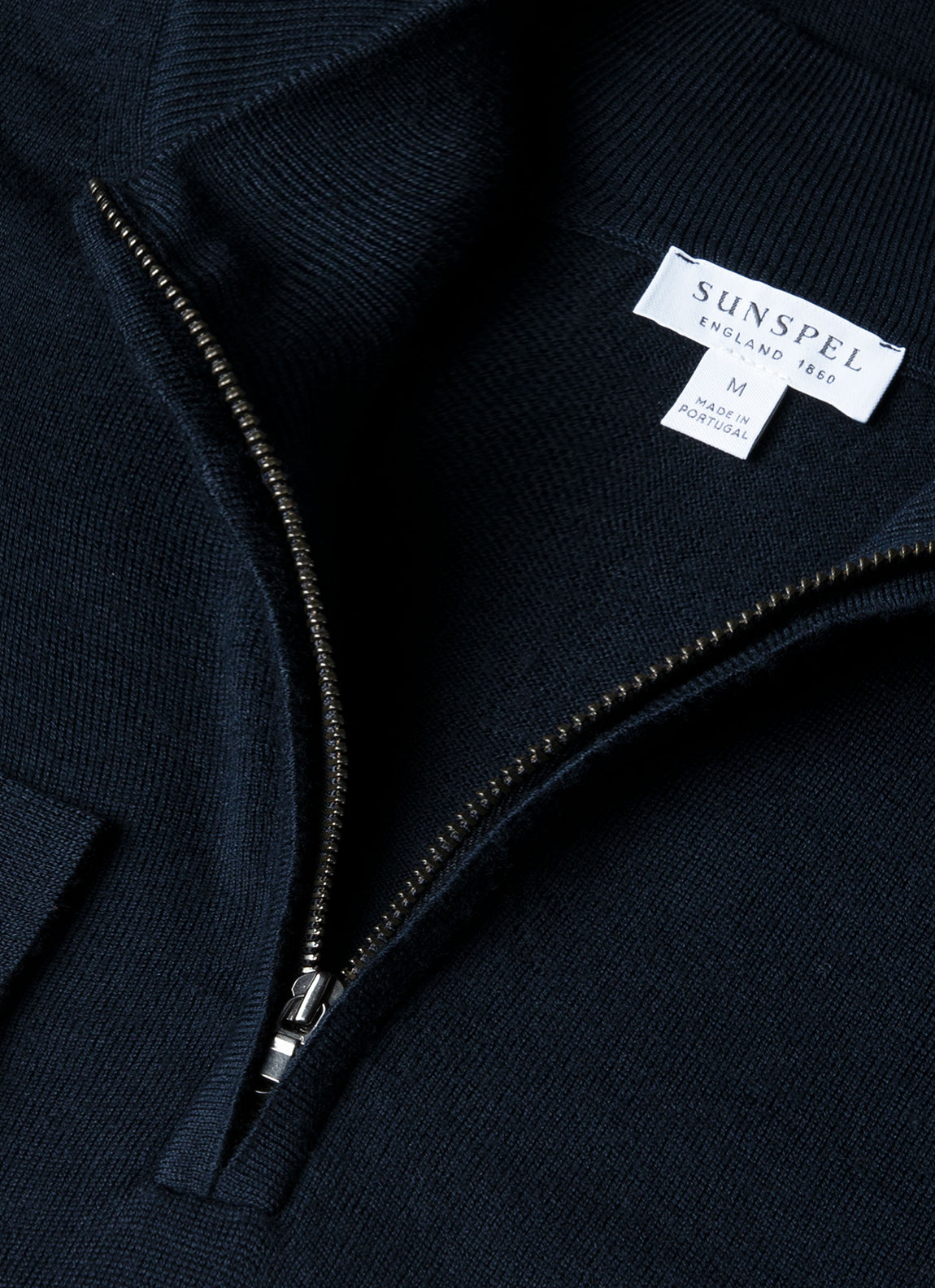 Men's Extra-Fine Merino Half Zip Jumper in Navy