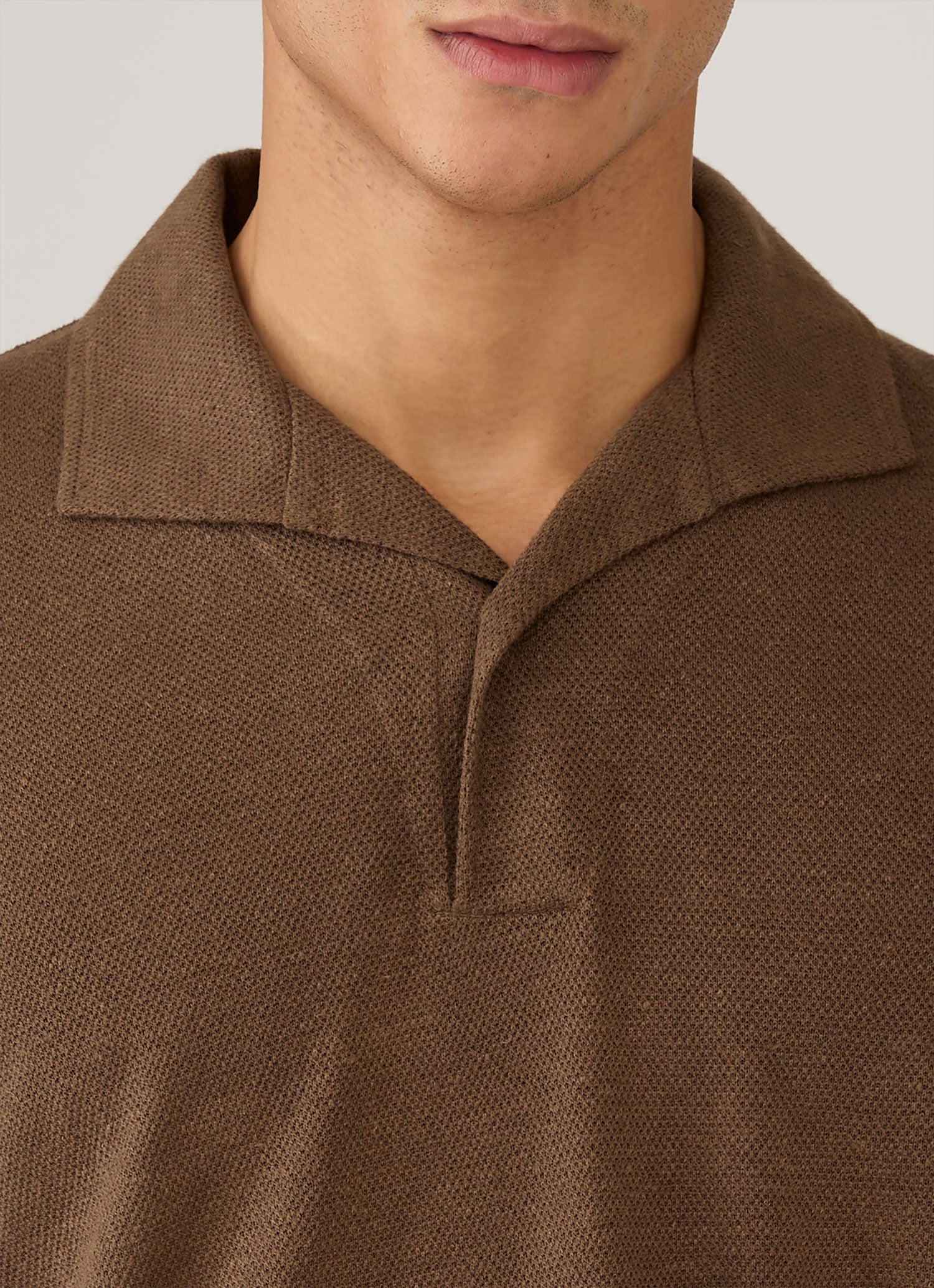 Men's Linen Piqué Polo Shirt in Dark Walnut