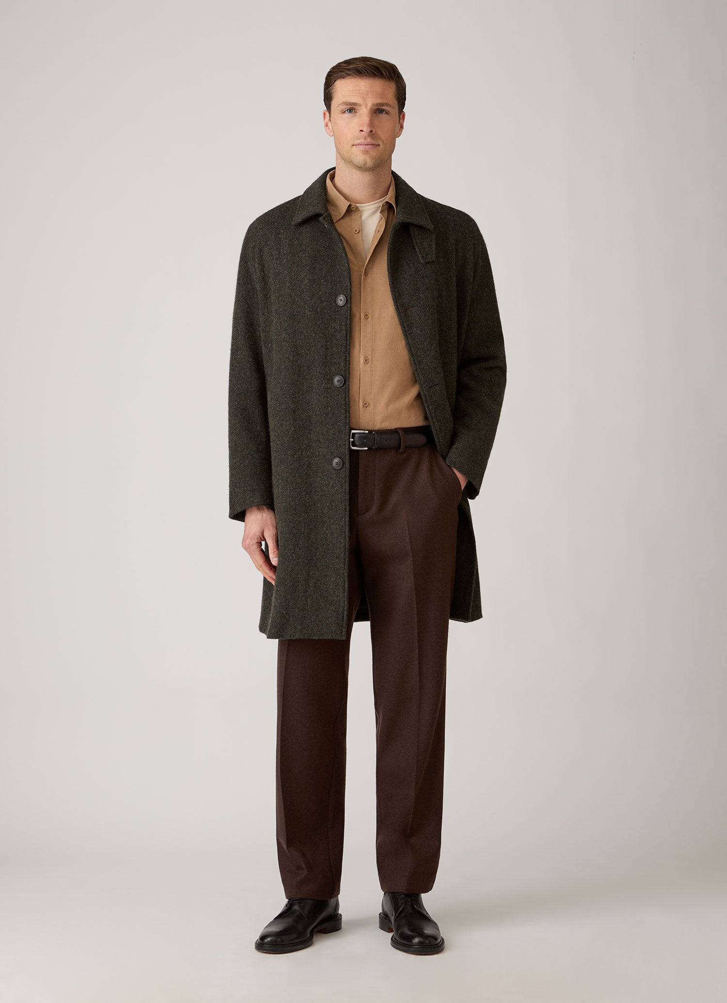 Men's Fine Cord Shirt in Dark Beige