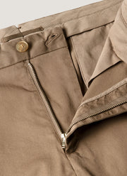 Men's Regular Fit Chino in Dark Stone