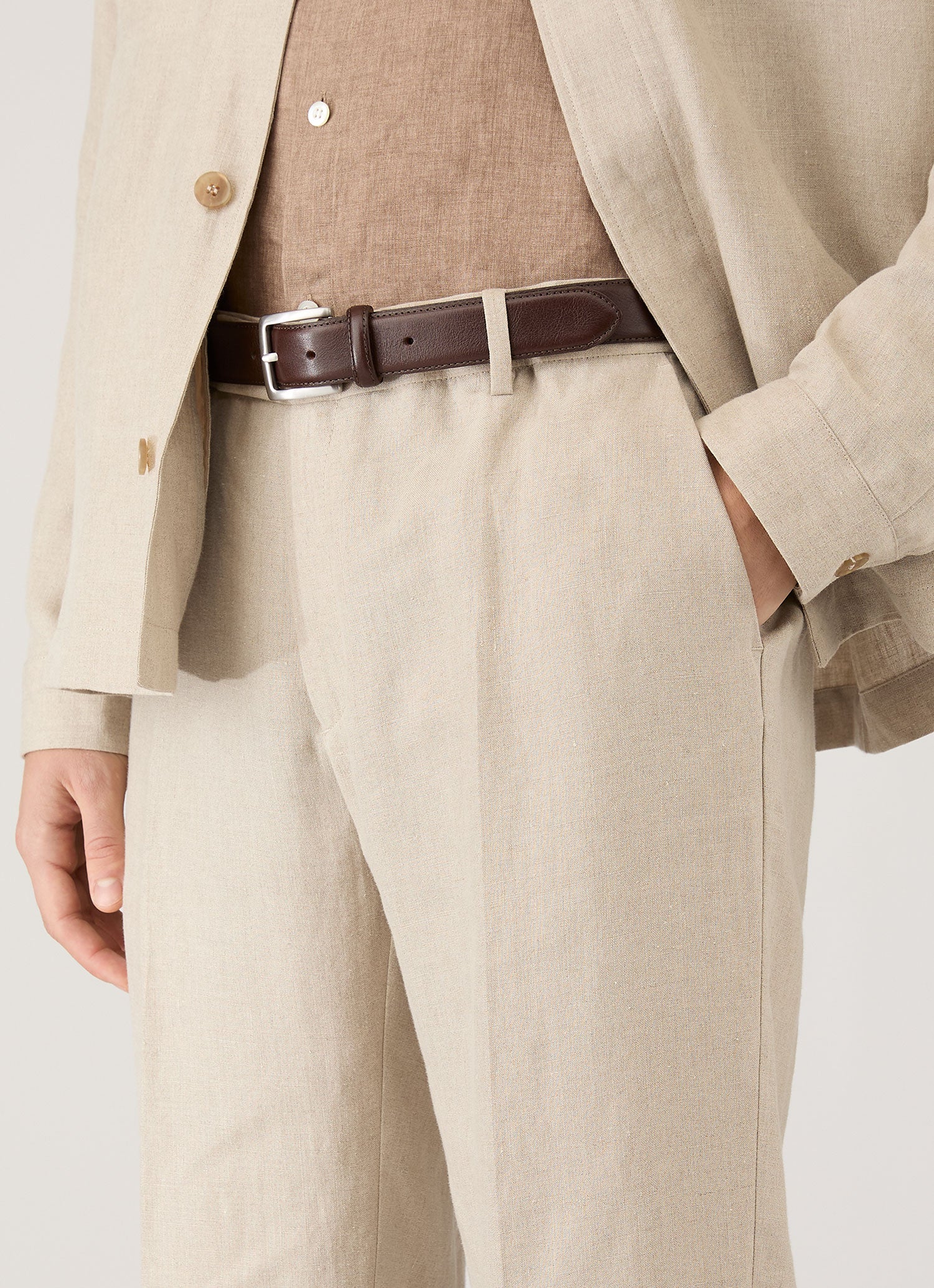 Men's Linen Two-Piece Suit in Sand