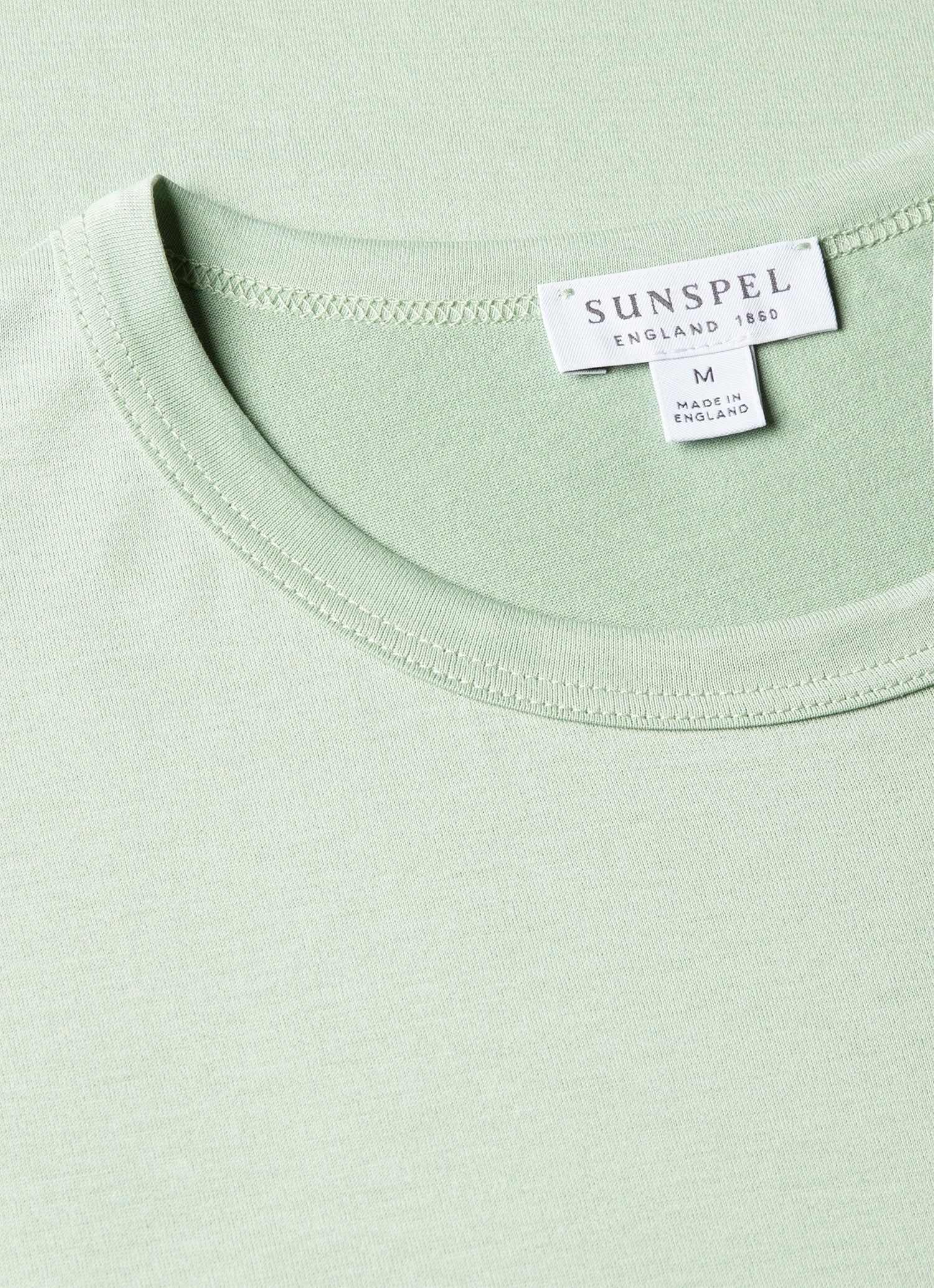 Men's Classic T-shirt in Laurel