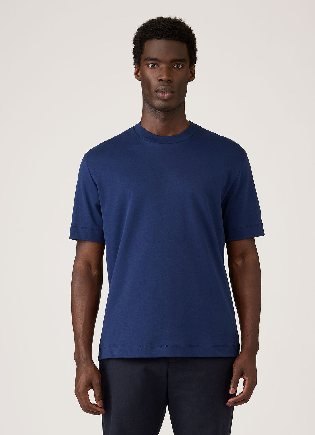 Locker geschnittenes T‑Shirt