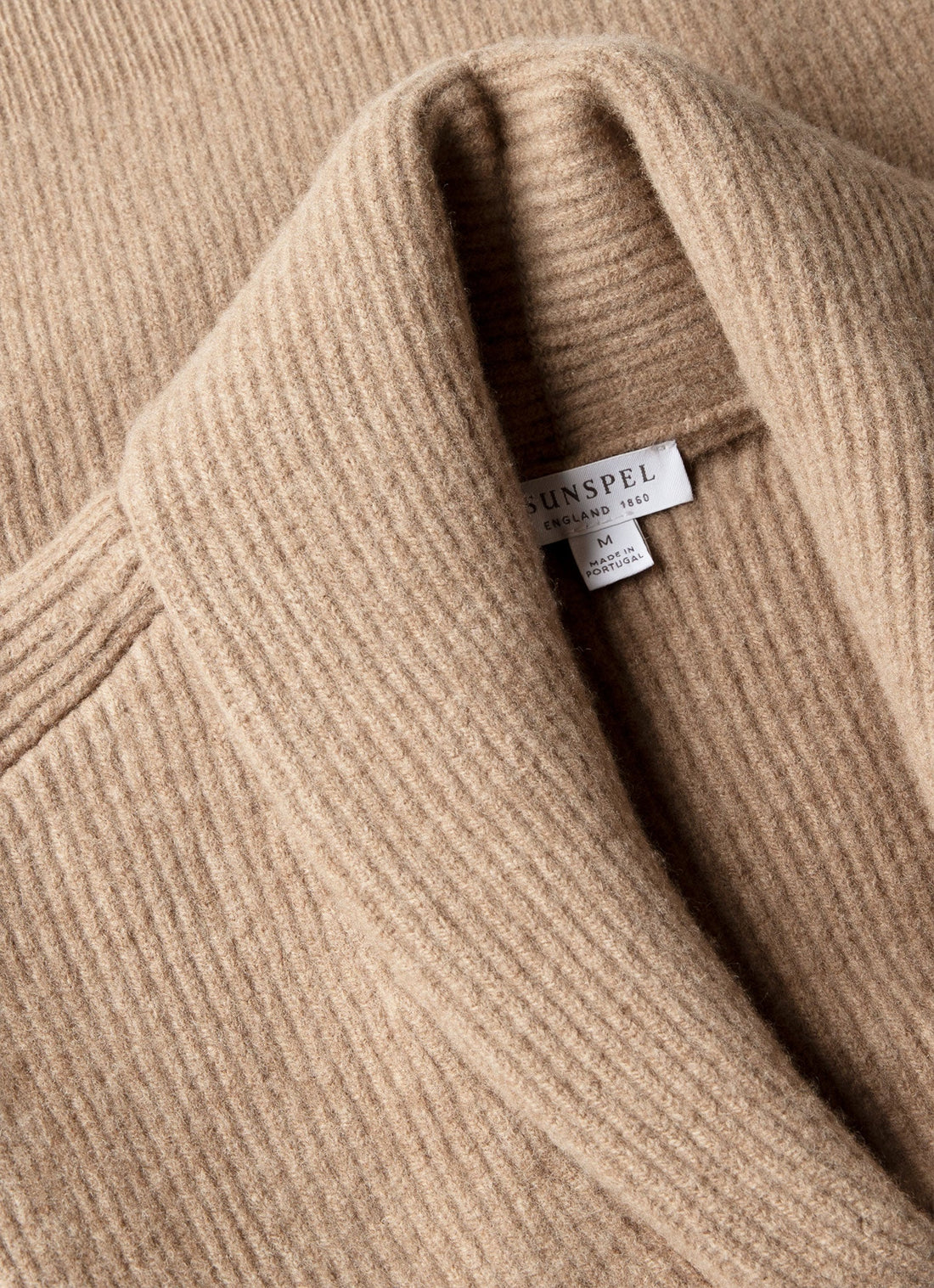 Strickjacke mit Schalkragen aus Lammwolle und Kaschmir