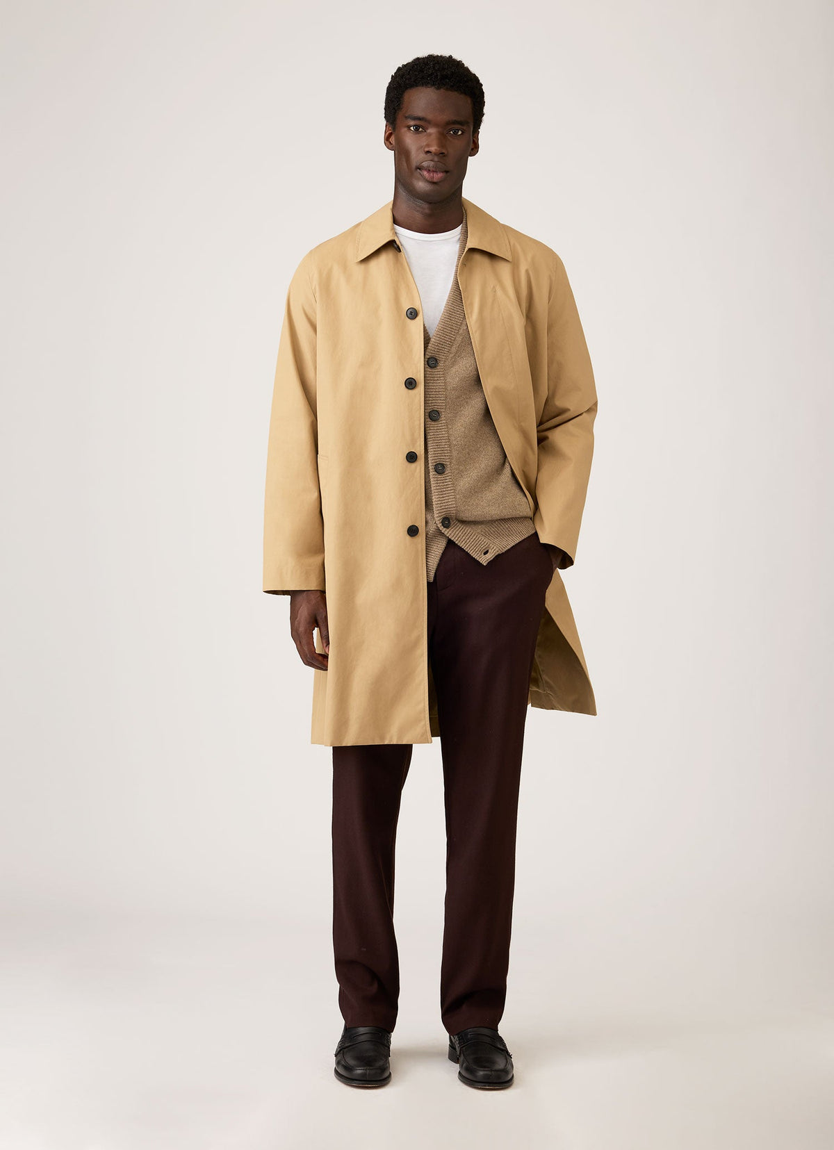 Men's Lambswool Cardigan in Taupe