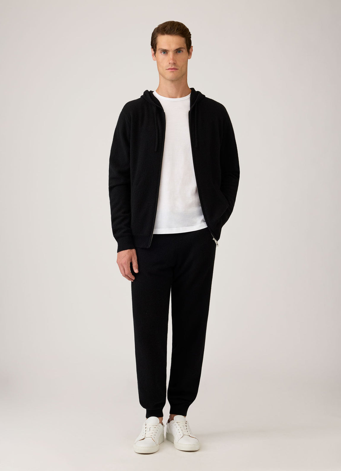 Men's Cashmere Hoodie in Black