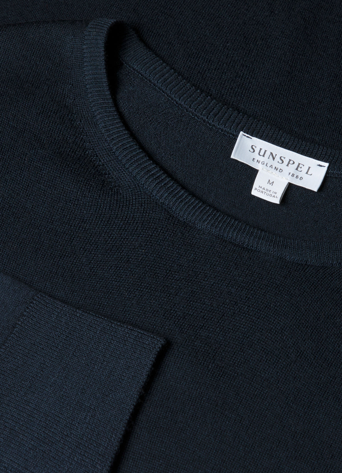 Men's Extra-Fine Merino Jumper in Navy
