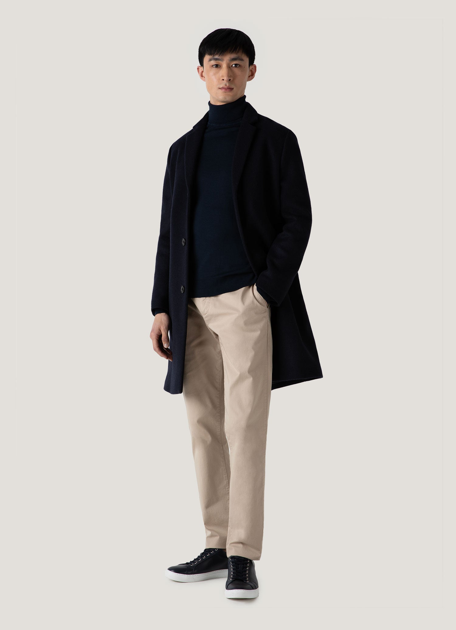 Men's Extra-Fine Merino Roll Neck Jumper in Light Navy