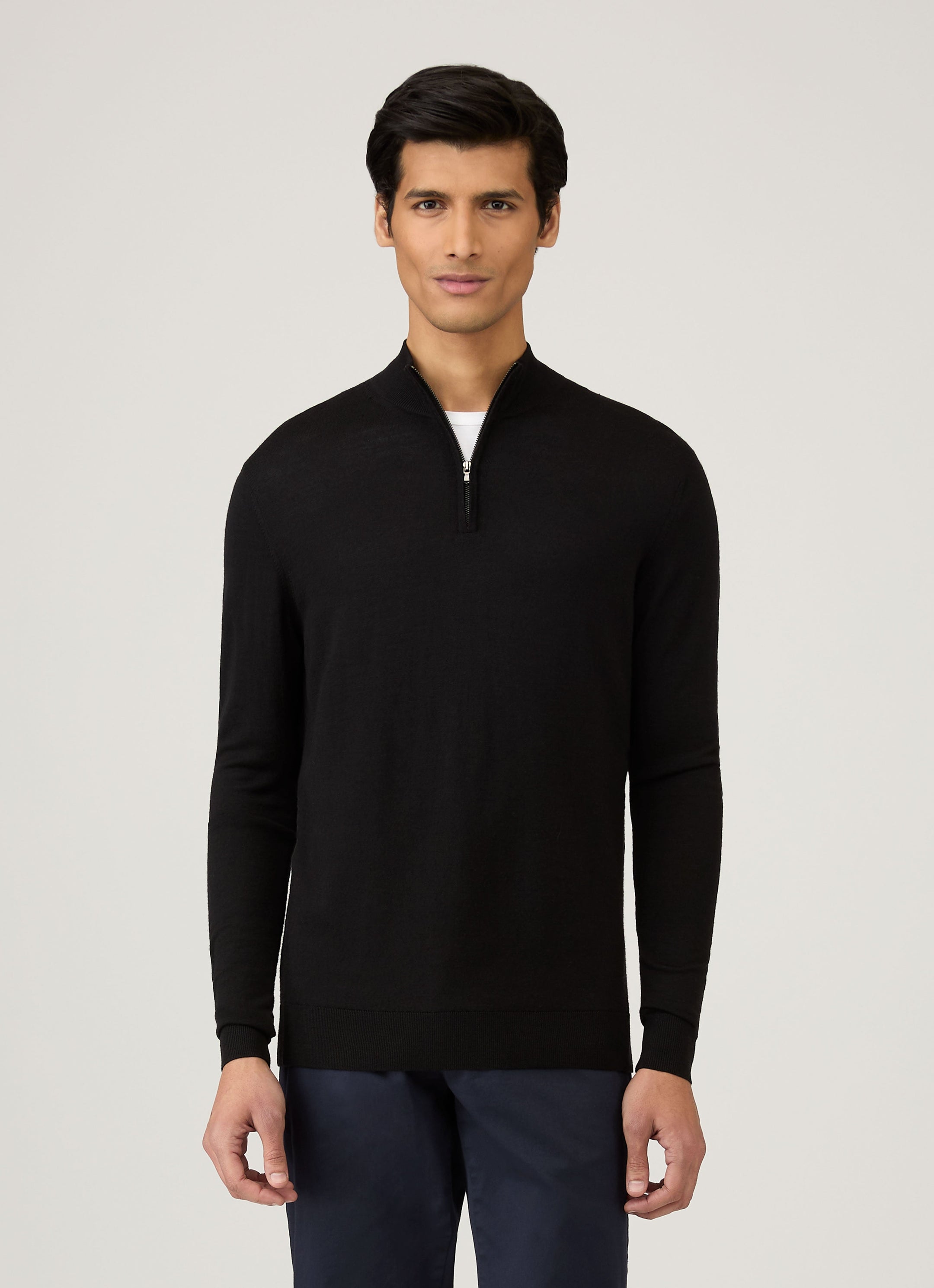 Men's Extra-Fine Merino Half Zip Jumper in Black