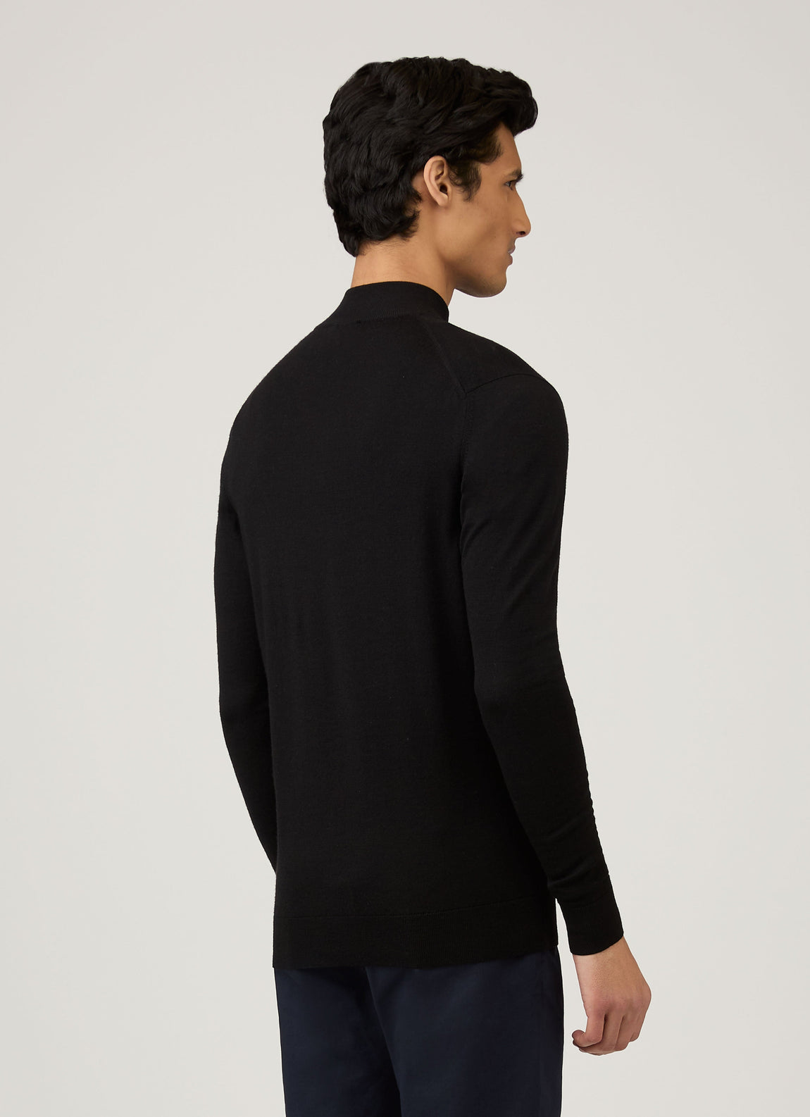 Men's Extra-Fine Merino Half Zip Jumper in Black