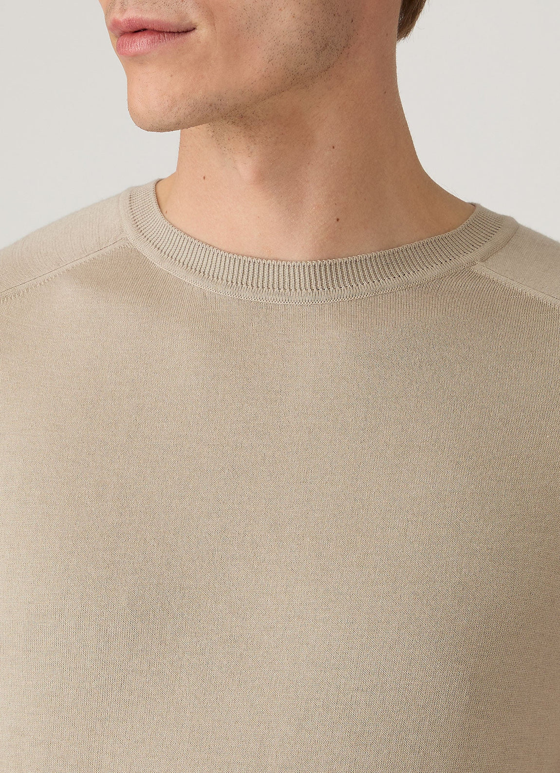 Men's Sea Island Cashmere Crew Neck Jumper in Stone