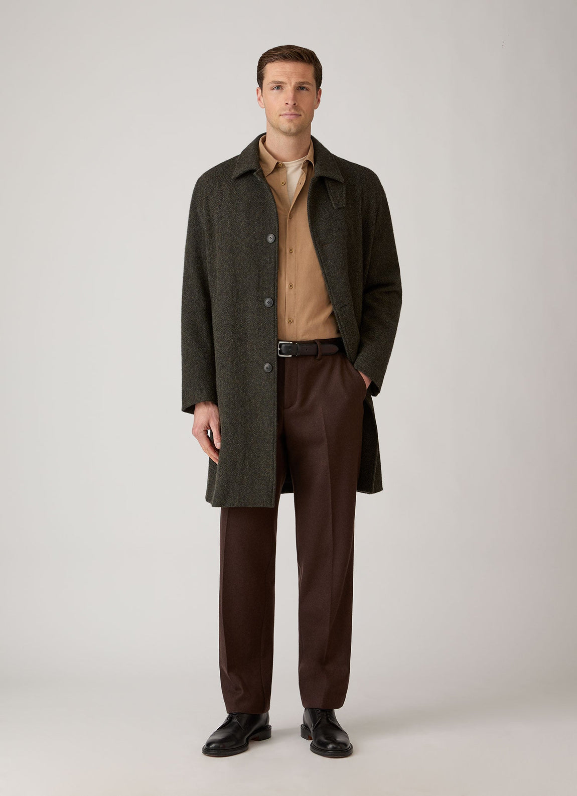 Men's Fine Cord Shirt in Dark Beige