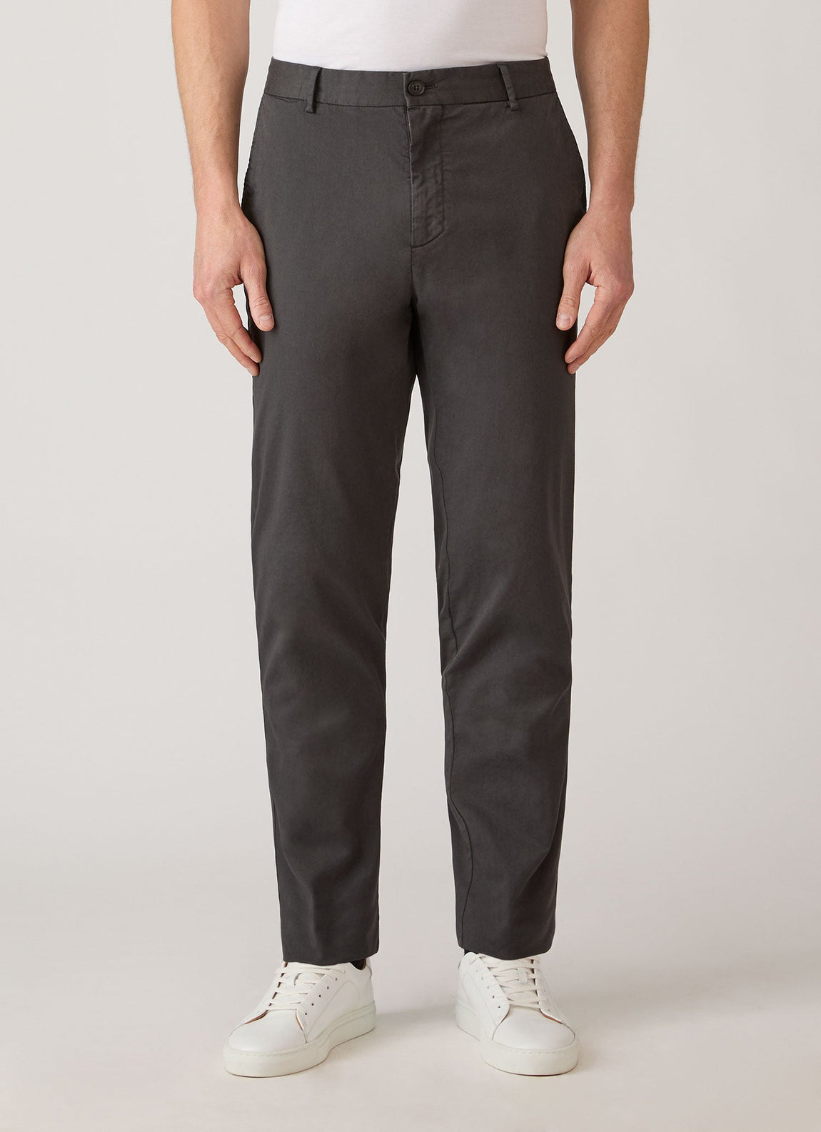 Men's Slim Fit Chino in Anthracite