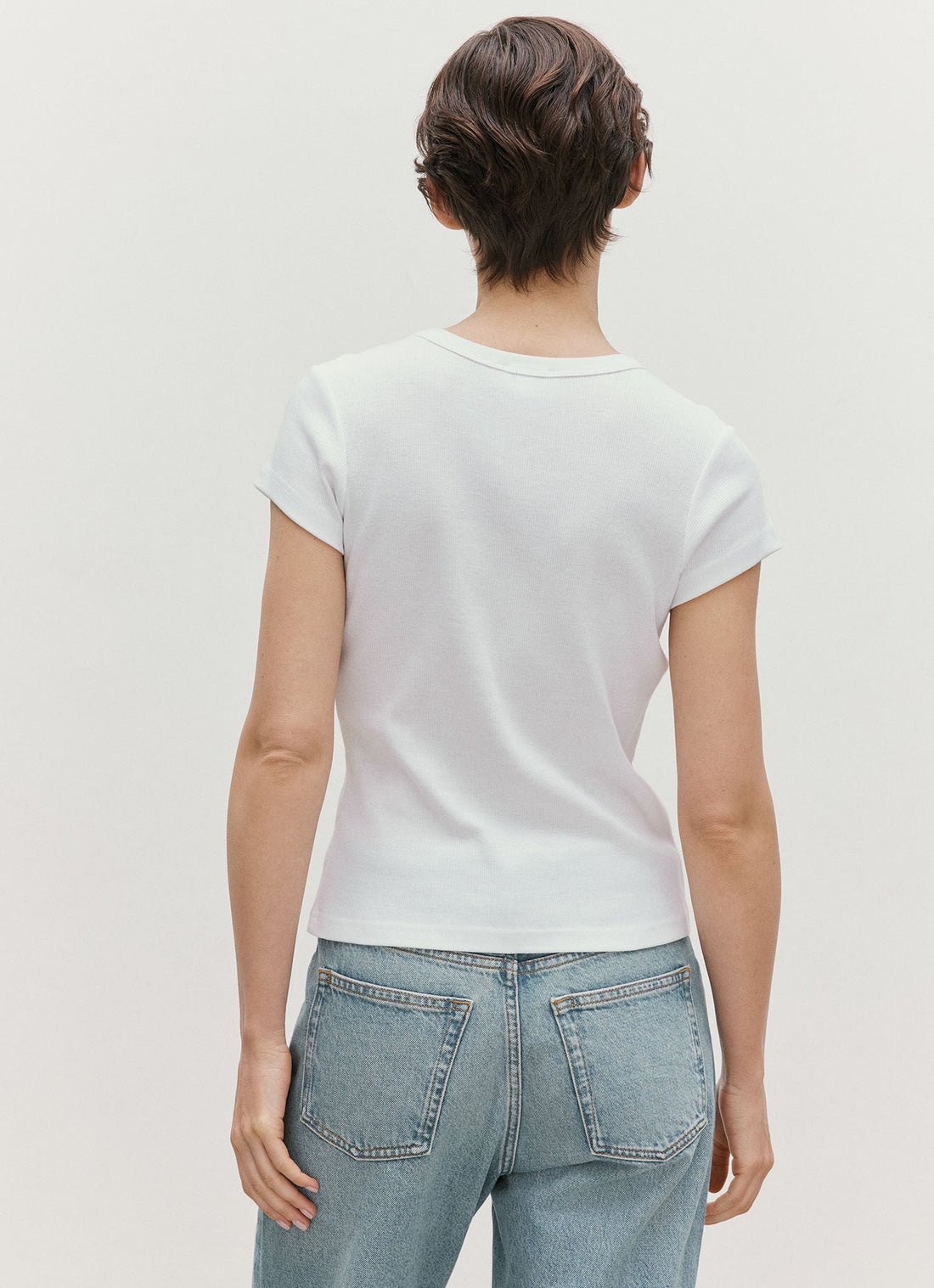 Geripptes T-Shirt
